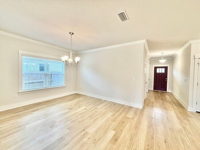 Building Photo - 1234 Fenwick Ct