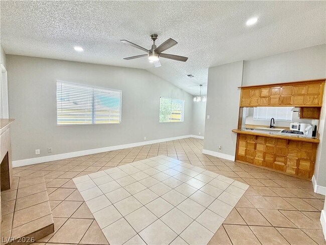 Building Photo - 6144 Rosalita Ave