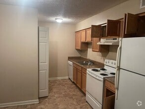 Building Photo - Modern 2-Bed, 1-Bath Oasis with Central Ai...
