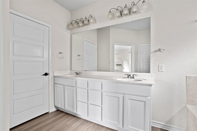 Building Photo - 3409 Copper Acres