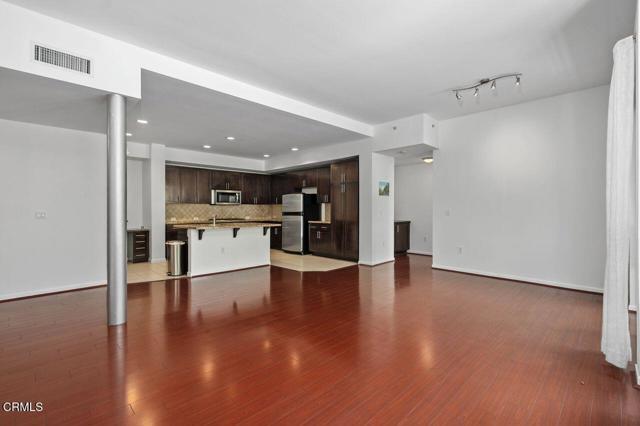 Building Photo - 111 S De Lacey Ave