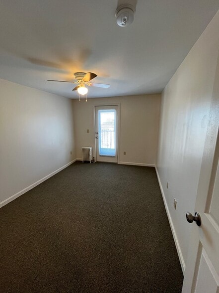 Building Photo - 14 Myrica Ave