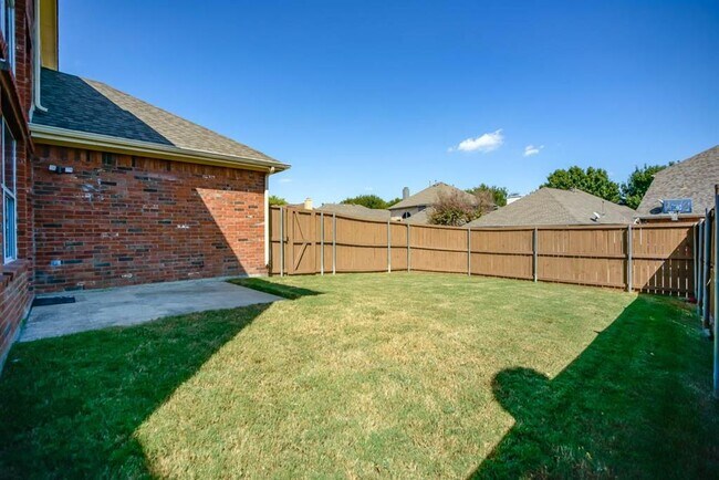 Building Photo - 2617 Black Canyon Dr