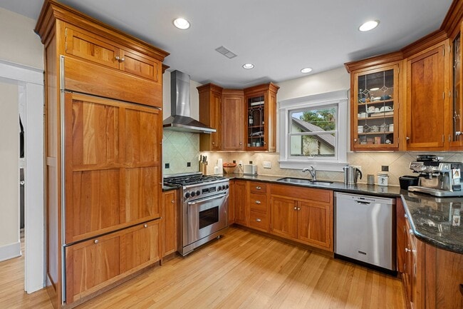Building Photo - Gorgeous Wash Park Bungalow!