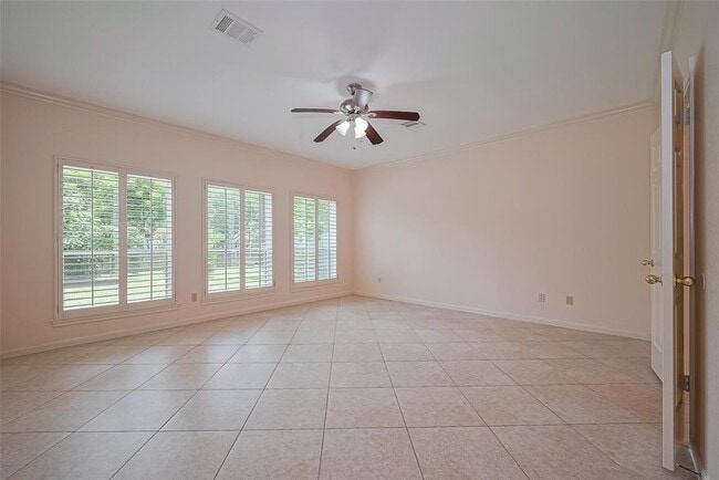 Building Photo - 3739 Elkins Rd