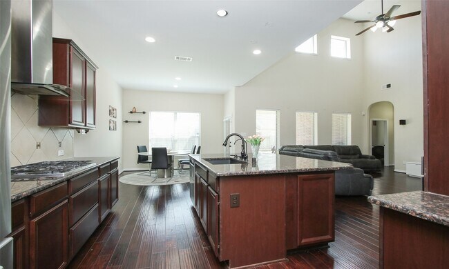 Building Photo - 27019 Drybank Creek Ln