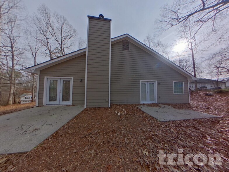 Building Photo - 4122 Autumn Lake Dr