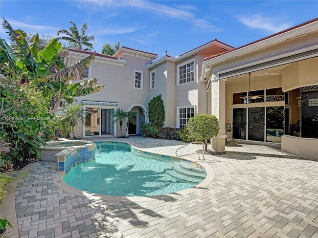 Building Photo - 16291 Bristol Pointe Dr