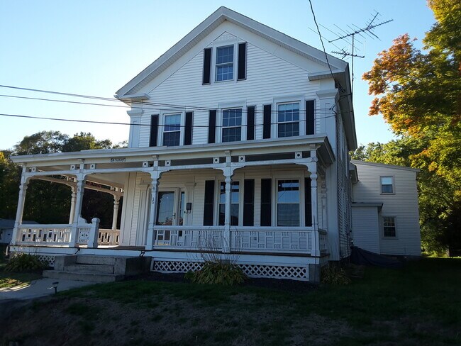 Building Photo - 36 Pleasant St