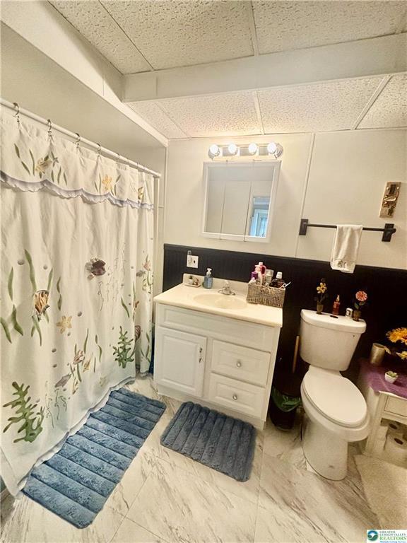 Building Photo - 206 Messinger St