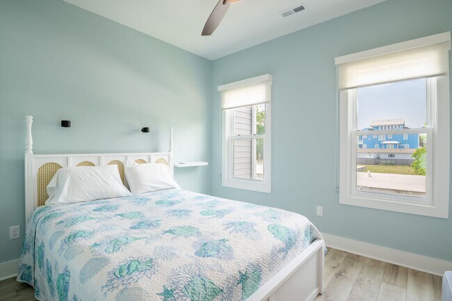 Building Photo - PLAN AND SECURE YOUR WINTER GETAWAY NOW