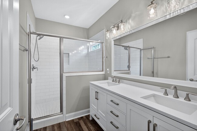 Building Photo - 3 Bedroom 2 Bathroom home in Pembroke GA - close to Ft. Stewart