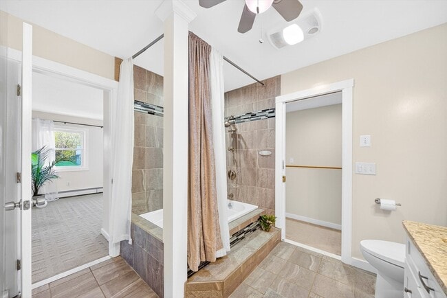 Building Photo - 82 Camelot Dr