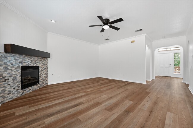 Building Photo - 4500 Aria Cove