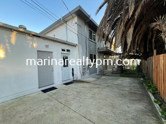 Building Photo - 114 Carolina St