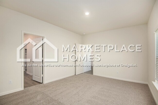 Building Photo - 10920 Gray Mare Dr