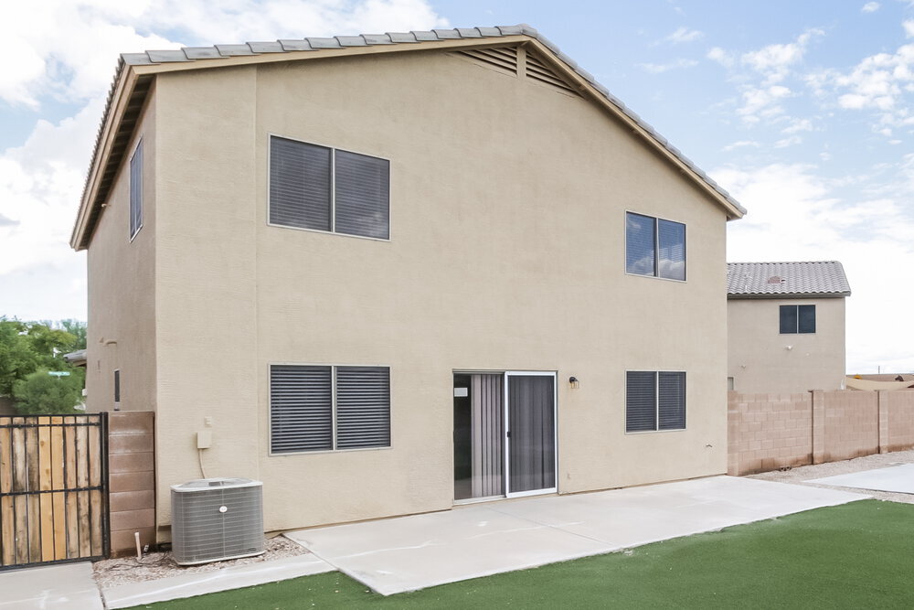 Building Photo - 85 W Brangus Way