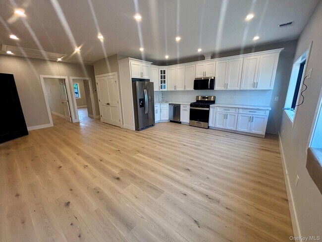 Building Photo - 159 Harrison Ave