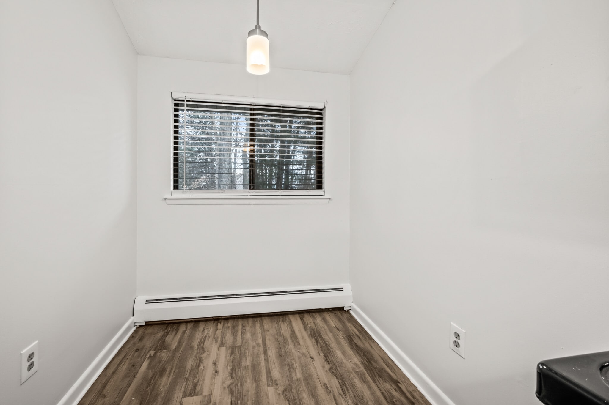 Building Photo - 339 Oakland St