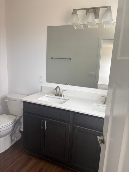 Building Photo - 130 Sitka Willow Dr