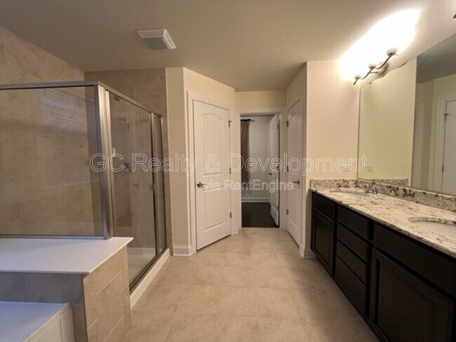 Building Photo - 4219 Fraser Cir