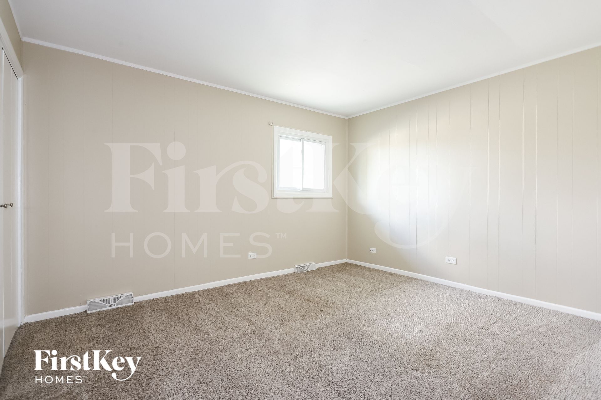 Building Photo - 642 Bradley Ave