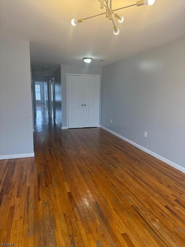 Building Photo - 537 S 18th St