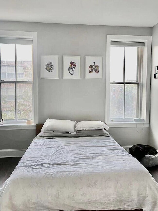 Building Photo - Beautiful 1-Bedroom Apartment in Fairmount...