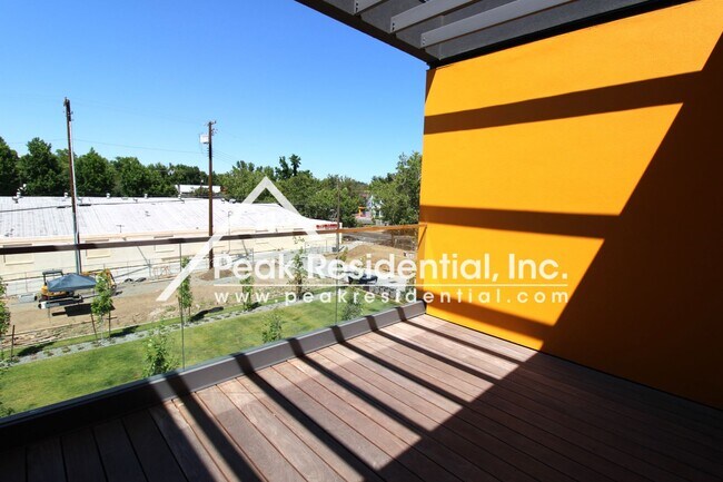 Building Photo - Binnen2437