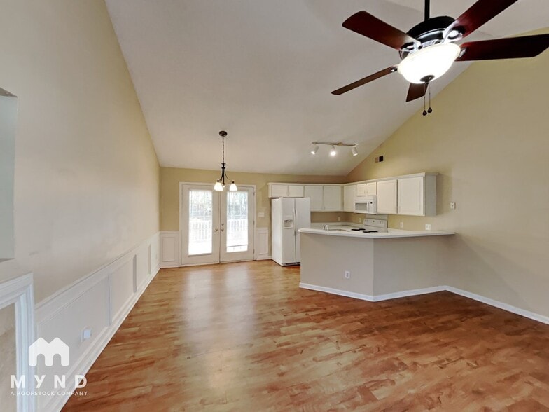 Building Photo - 11721 Long Forest Dr