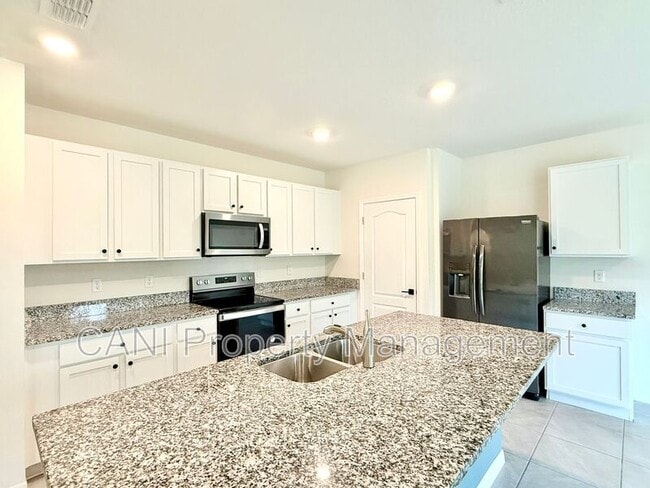 Building Photo - 245 Carabelle Ct