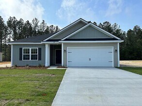 Building Photo - 64 Sunflower Cir NE