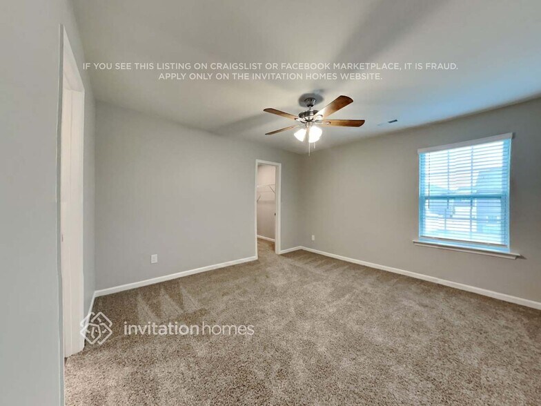 Building Photo - 129 Gray Willow St