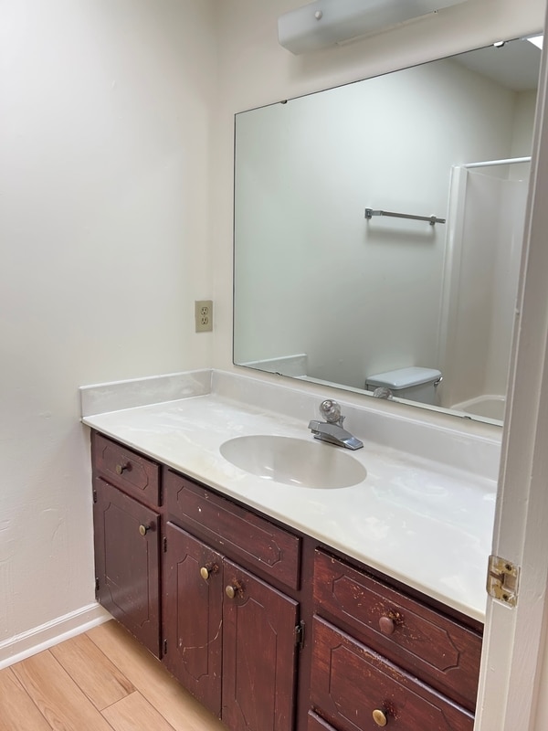 Building Photo - 107 Rainbow Cir