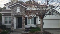 Building Photo - 6121 Lockridge Dr