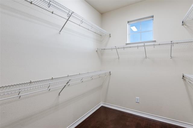 Building Photo - 15738 Quorum Dr