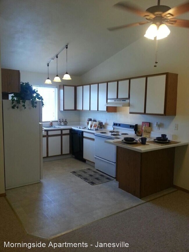 Primary Photo - 3202-3216 Midvale Dr