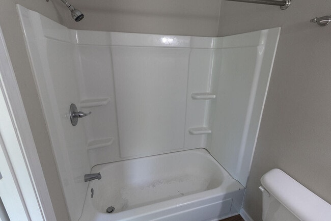 Building Photo - 105 N Garth Ave