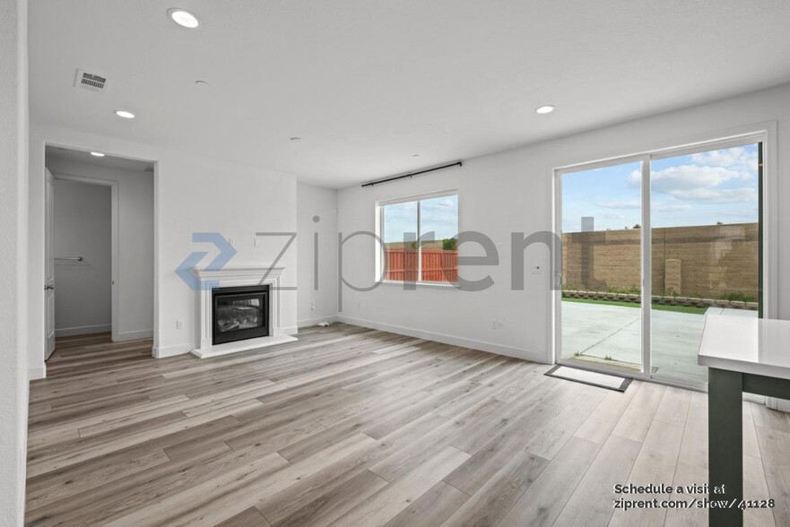 Building Photo - 4776 Opus Cir