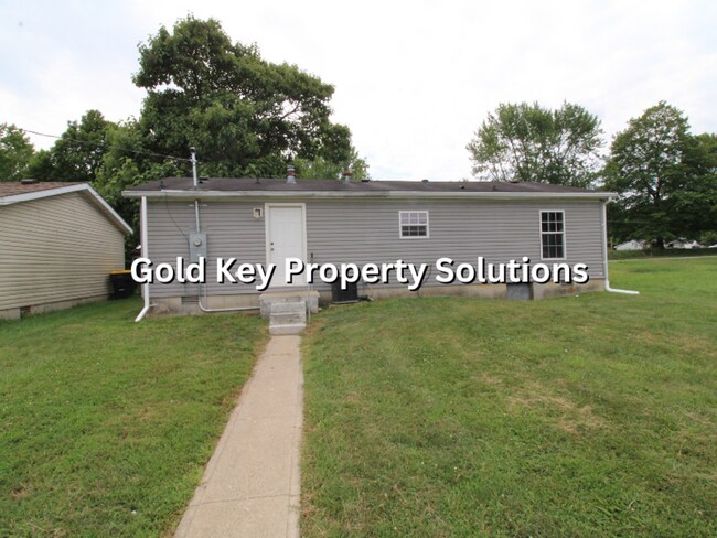 Building Photo - 3 BR 2 FULL BA House with Central Air (SECTION 8 APPROVED)