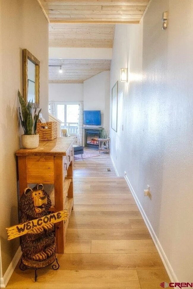 Building Photo - 217 Pinon Causeway