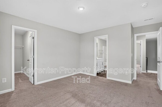 Building Photo - 5109 Black Frst Dr