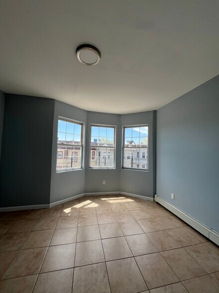 Building Photo - 134 Wilkinson Ave