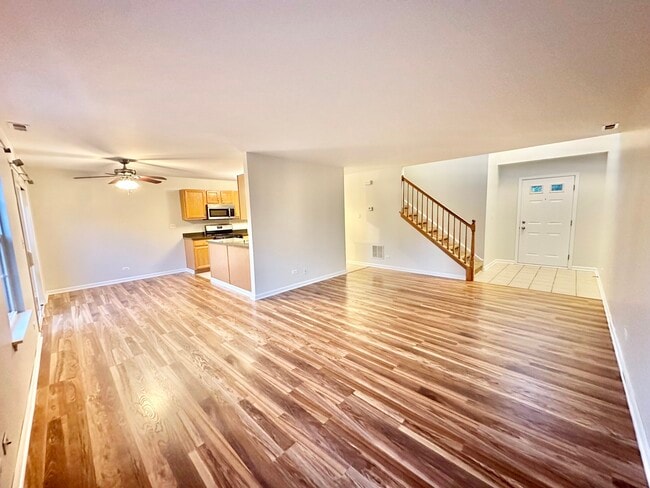 Building Photo - 16033 Tiger Dr