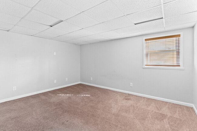 Building Photo - 1532 Starbrook Dr
