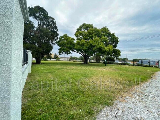 Building Photo - 4501 Bay Spring Ct