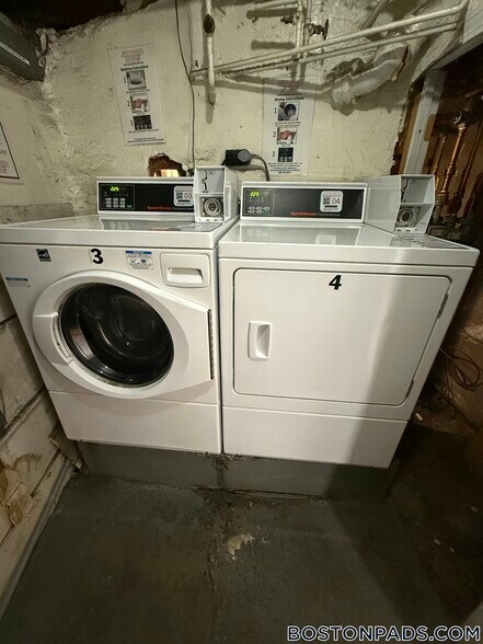 Building Photo - 49 S Huntington Ave