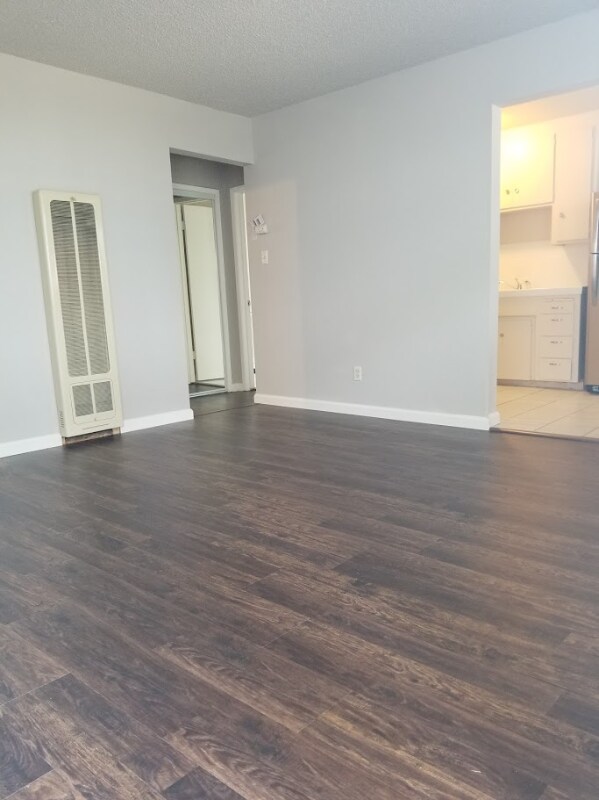 Building Photo - 2116 10th St