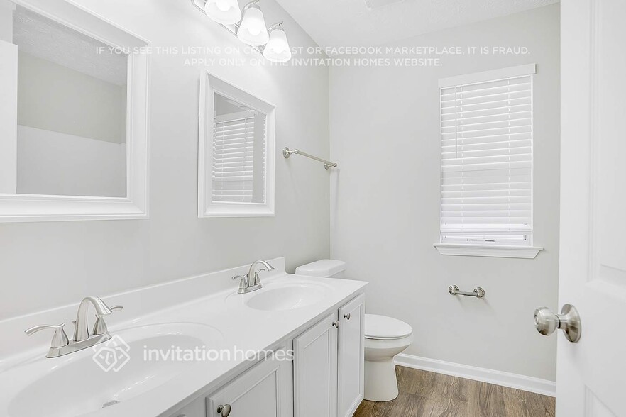 Building Photo - 849 Ashton Oak Cir