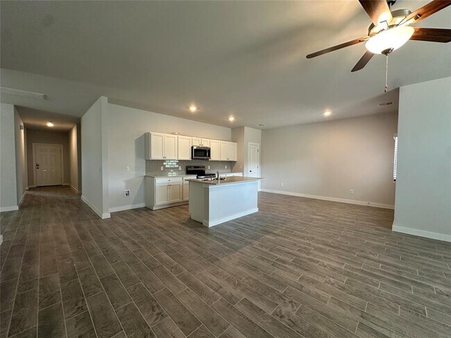 Building Photo - 17971 Lantana Loop